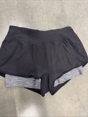Black Women's Layered North Face Athletic Shorts XS